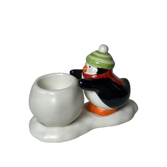Hallmark Penguin Tealight Candle Holder Winter  Decor Ceramic Christmas Figu - Picture 2 of 6